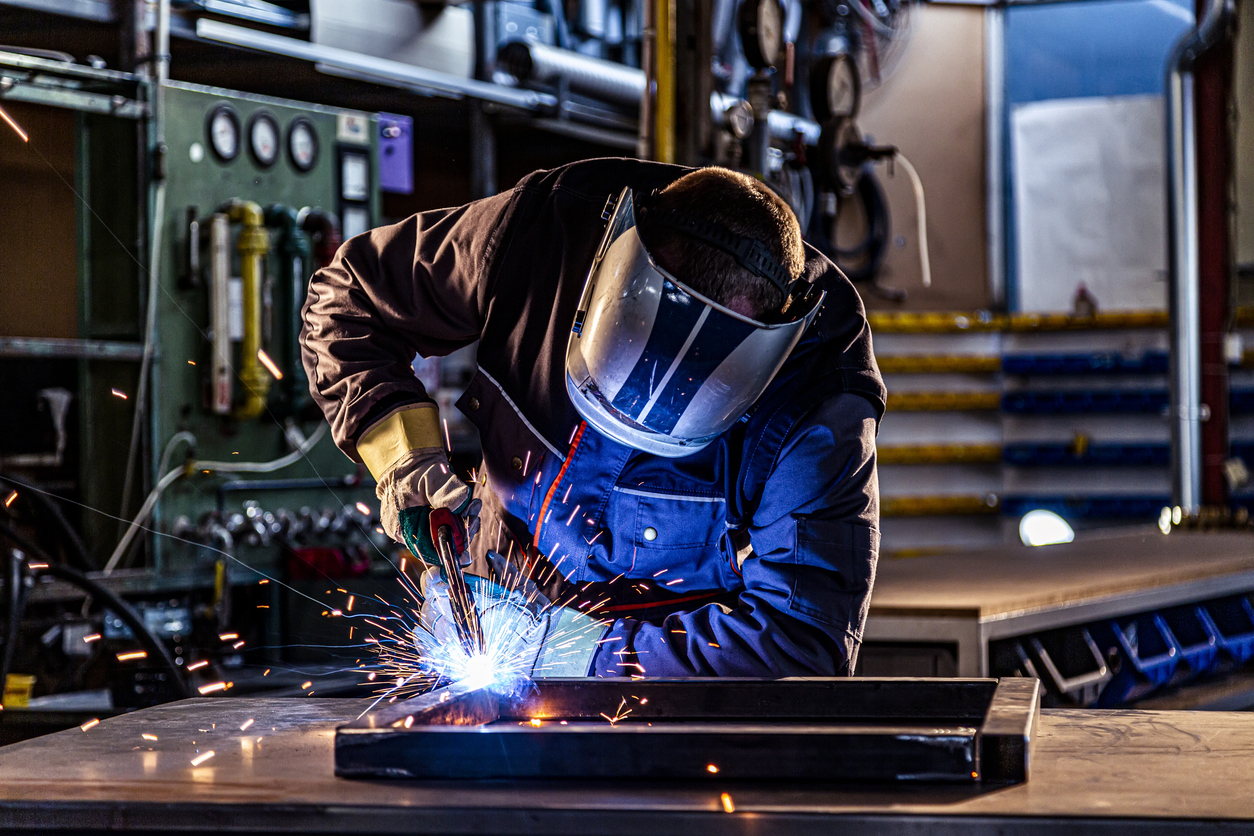 Top Ergonomic Hazards in Manufacturing and Industrial Workplaces